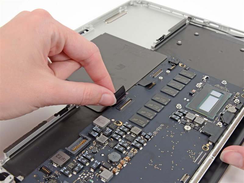 13寸视网膜MacBook Pro超详尽拆解