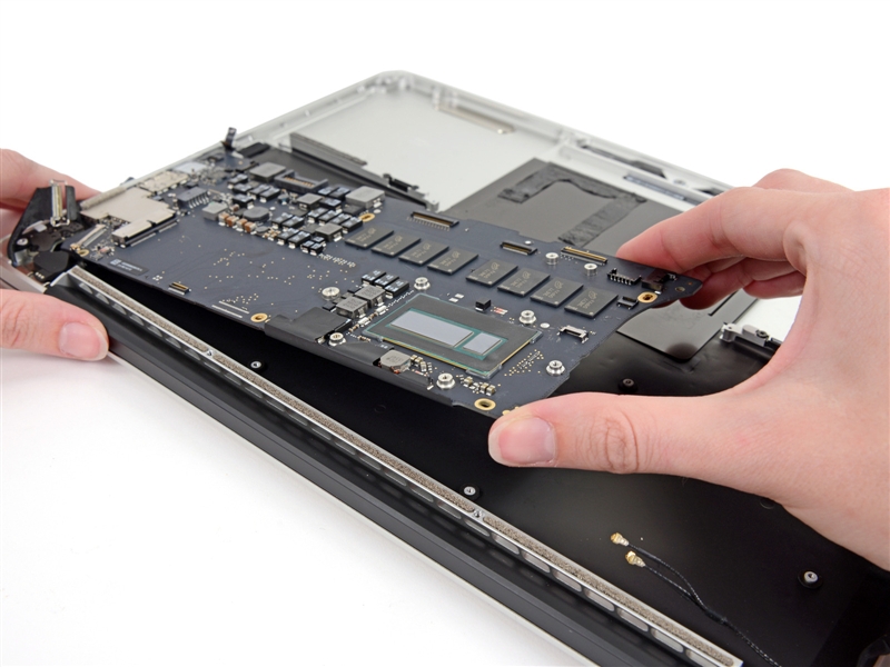 13寸视网膜MacBook Pro超详尽拆解