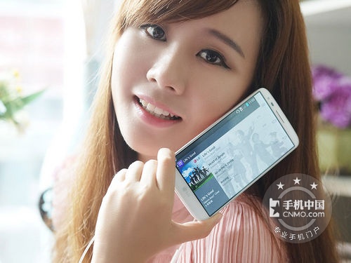图为 16GB版LG G2