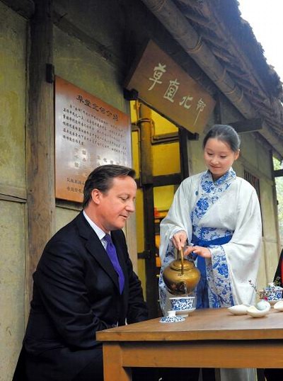 【组图】品川茶吃火锅 英国首相卡梅伦再加两份香菜丸子