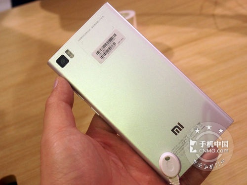 图为：小米手机M3背面