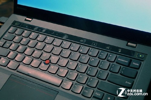 Ĵ ThinkPad New X1 Carbon 