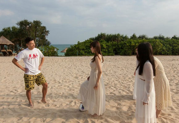 足球婚纱摄影_婚纱摄影(3)