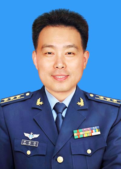 中国空军新闻发言人申进科空军上校
