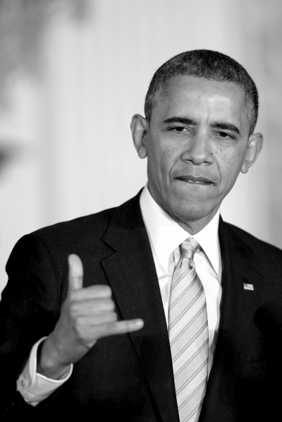 2月12日,美国总统奥巴马在华盛顿白宫发表讲话 新华社发