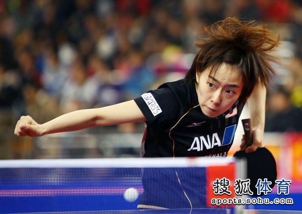 图文：2014乒乓球亚洲杯首日 日本石川佳纯