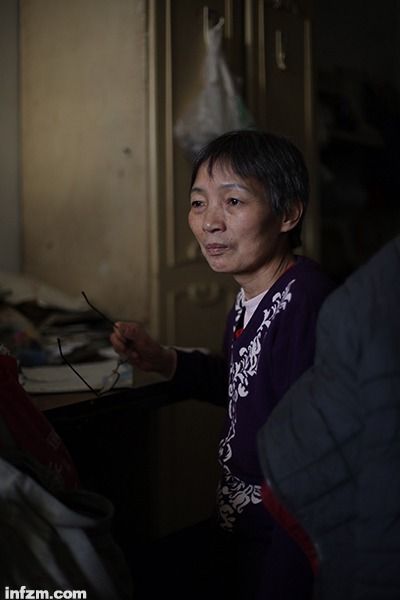 郭敏说,生了这对双胞胎,自己没有一秒钟后悔过。 (王轶庶/图)
