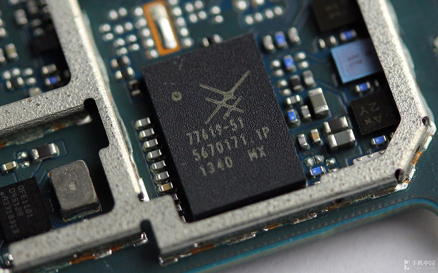 sky77653功率放大器芯片图为sky77653功率放大器芯片,这么芯片支持4g