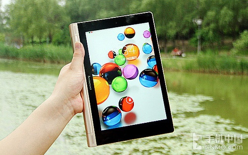 ƽ Yoga Tablet HD+ 