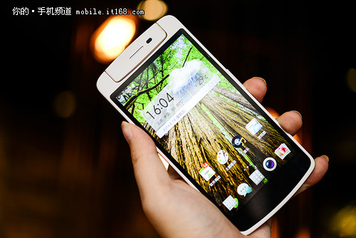 小巧身材+4G网络 OPPO N1 mini评测