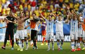 高清图：世界杯阿根廷战比利时 伊瓜因抽射破门