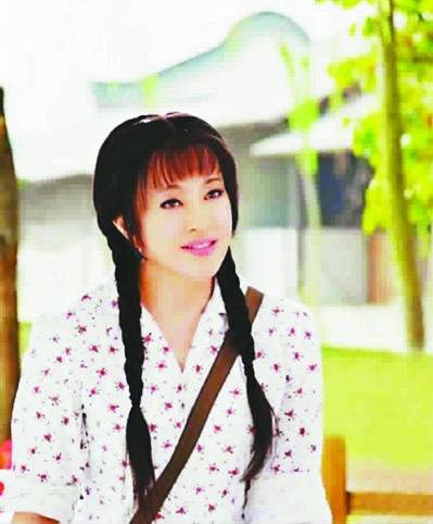 刘晓庆再演少女图