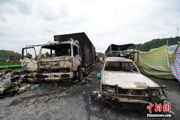 【图】沪昆高速特大道路交通事故遇难人数增至43人(图)