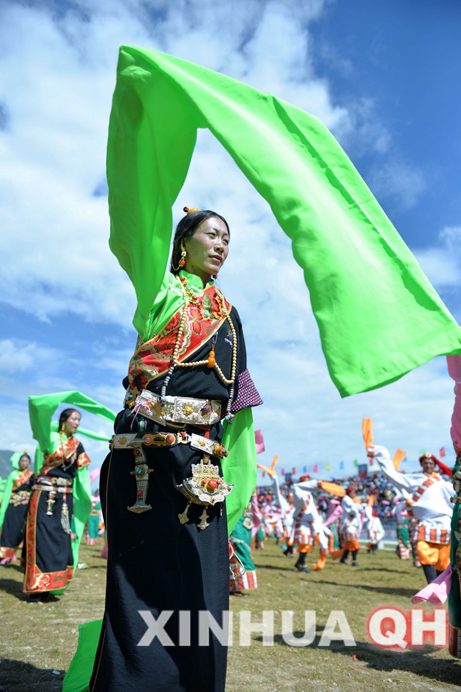 7月28日,第八届康巴文化旅游艺术节暨玉树赛马会在青海省玉树藏族自治