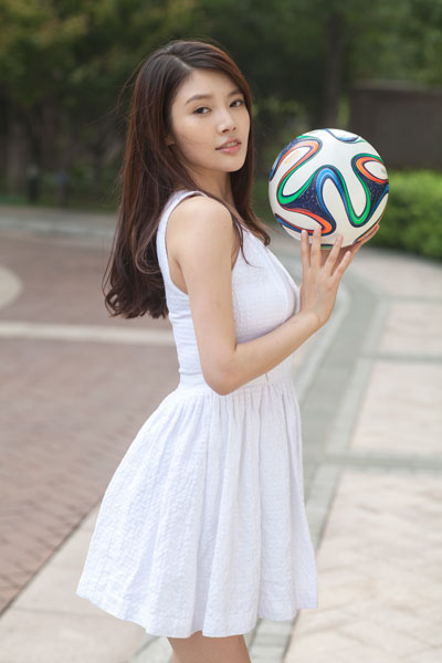 足球宝贝中国代言人图片