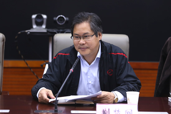 荆楚网常务副总编辑 陈书华