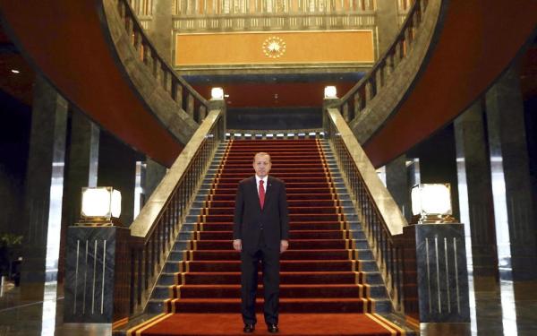 土耳其超大豪华新总统府揭幕耗资35亿美元图