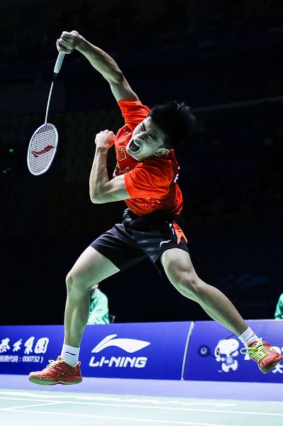 图片速递   北京时间11月15日,2014中国羽毛球超级赛结束了半决赛的