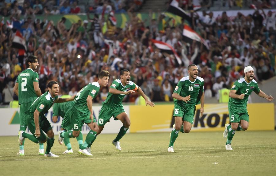 伊朗日本伊拉克足球(日本伊朗足球比赛战绩)