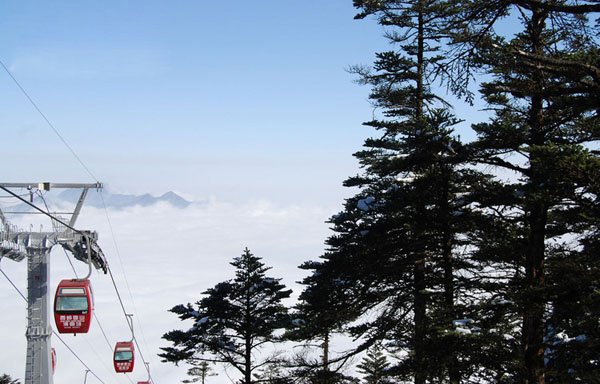 窗含西嶺千秋雪四川西嶺雪山自助遊攻略