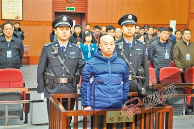 昨日，赵志红接受法律的审判。 新华社发