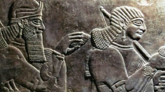 37յ  ýѧҺ͹Աԡ˹(IS)ƽųķ³(Nimrud)оʾΪ߿