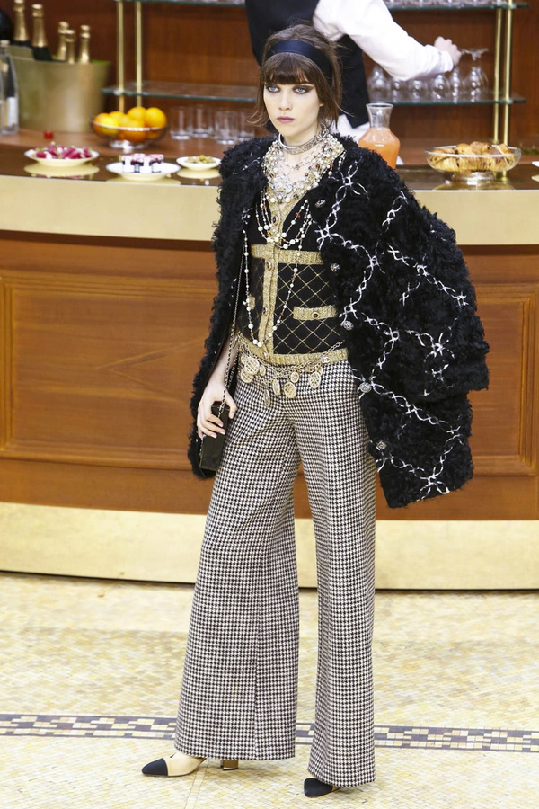 CHANEL 2015秋冬系列：生活中的经典永远不会褪色-搜狐!!!