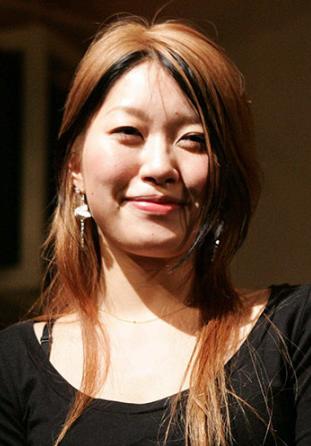 坂本龙一长女坂本美雨宣布怀孕8月长子将诞生