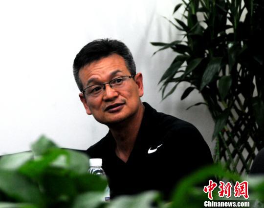 中国男篮体能教练王卫星。中新网记者王牧青摄。
