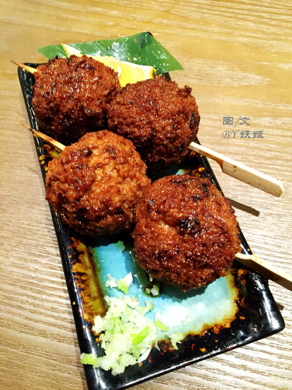【日式煎饺】饺子皮煎的香脆香脆的,内陷比较一般喔【烤京葱鸡串】京