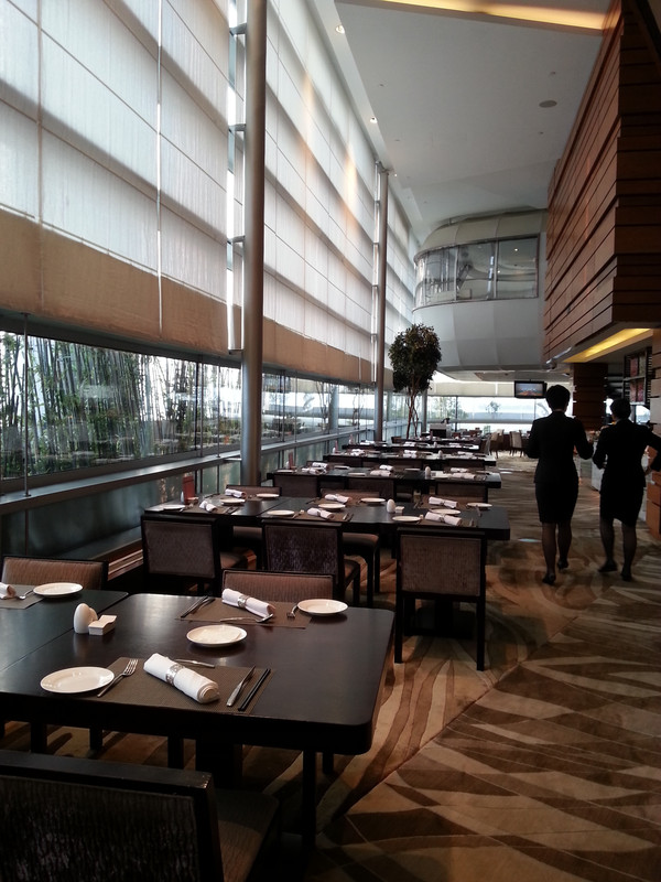 紫峰大厦45楼自助餐图片
