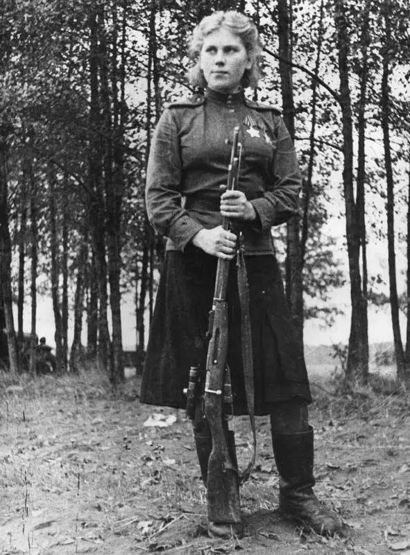 战地黄花:二战中苏军最美的年轻女兵