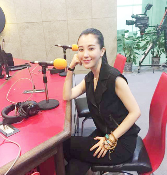 刘雨鑫做客北京音乐广播在线解读绝地刀锋