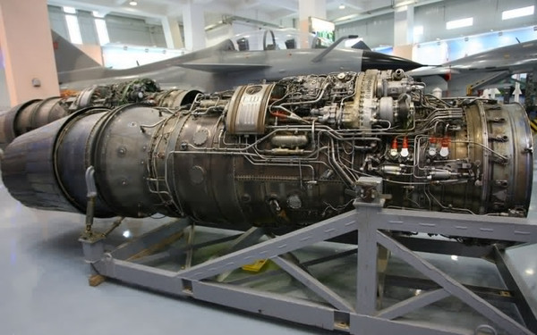 米格41发动机图片