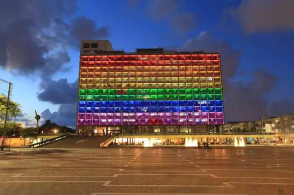 今日真爱(今天，真爱无敌   LOVE IS LOVE=LOVE WINS)