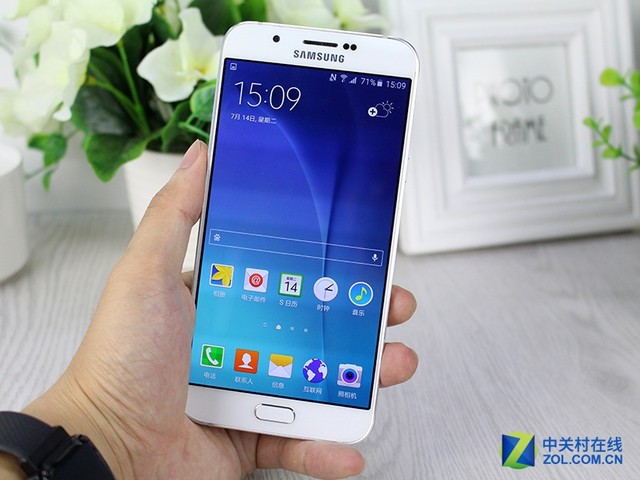 不仅仅有指纹识别 三星Galaxy A8评测 