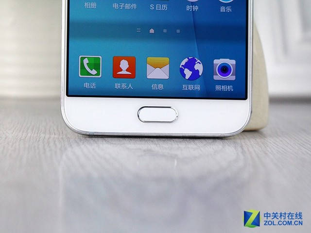 不仅仅有指纹识别 三星Galaxy A8评测 