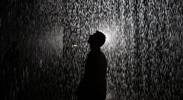 下雨天如何拍摄雨景