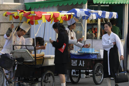 朝鲜的街头经济(资料图)