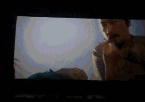 “马震”的整个过程是如此的连贯,而范爷胸前震荡得又是如此激烈。