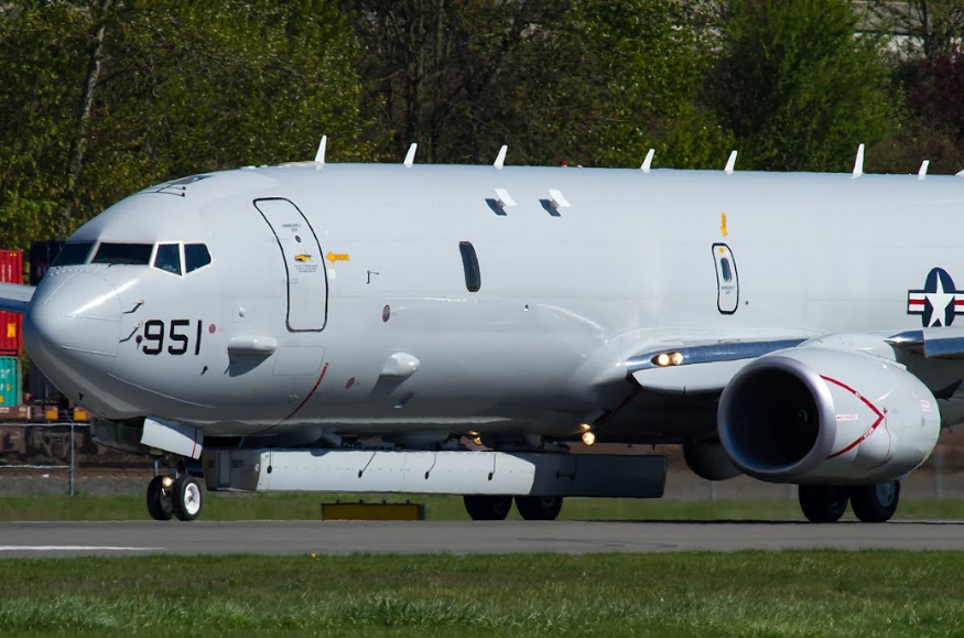 p-8a曾安装过大型机腹海岸线监视雷达,吊舱源自an/aps-149