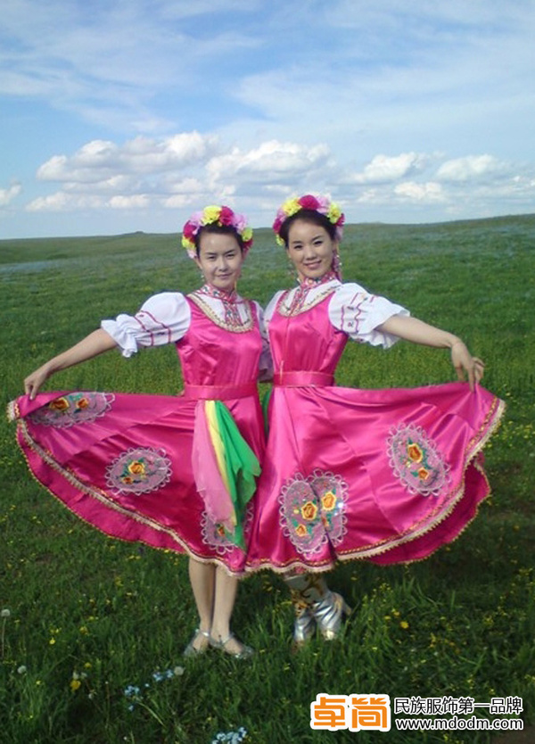 新疆俄罗斯族照片图片