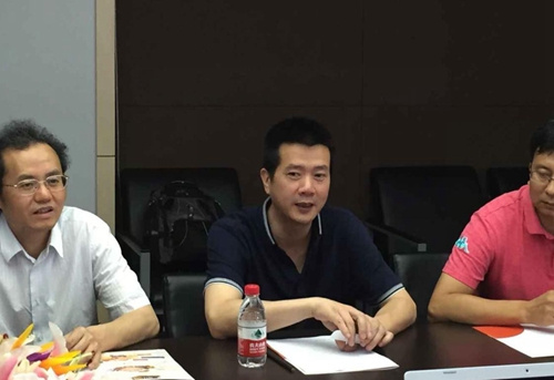 为了涵盖400多个门类,中国最大的文化创意交易平台时,郑焕敏感叹说