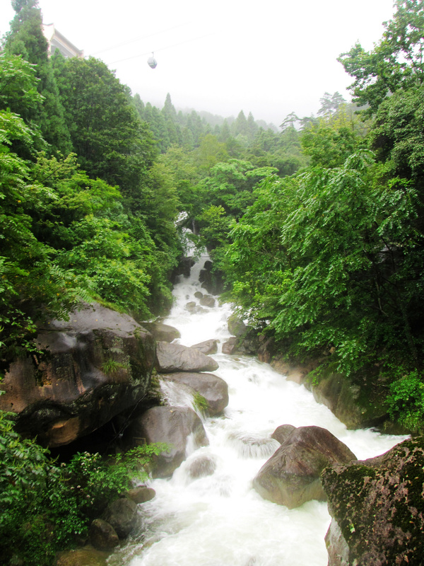 黄山百丈泉图片