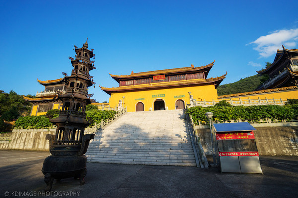 夕照磬山崇恩寺