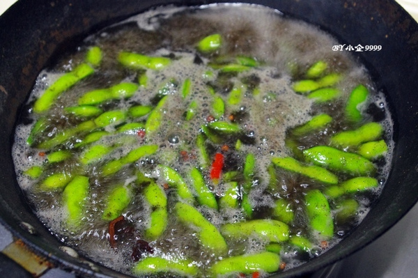 得閒做做家常菜五香毛豆鬧著玩