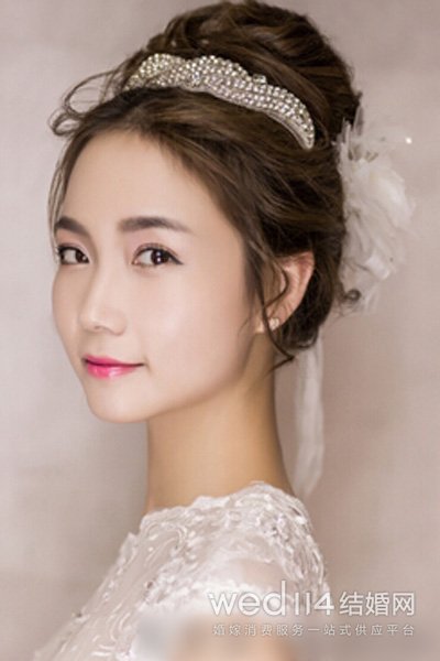 韩式婚纱照新娘造型 十六款浪漫发型任你选
