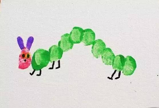 可怜的毛毛虫,那个小顽童给你画的脚,那么长的肚子怎么走啊.