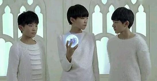 为什么说tfboys能火必须得感谢"掏粪男孩?
