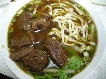 去台湾怎么能不吃牛肉面!美味牛肉面觅食攻略!
